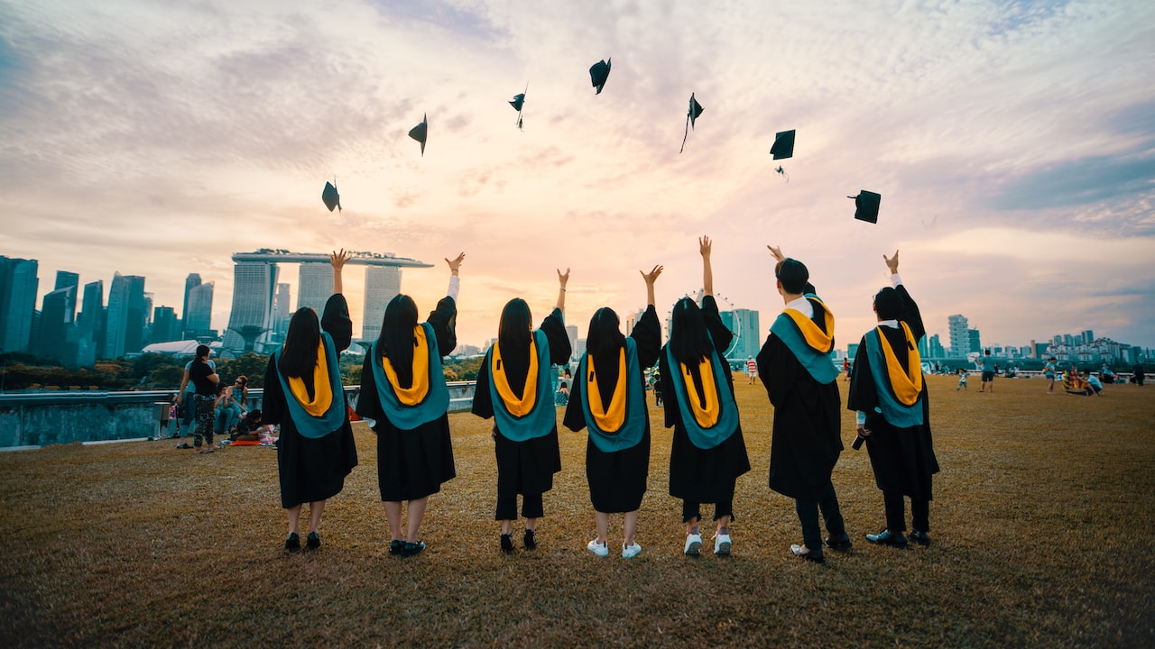 里昂中法大学怎么样